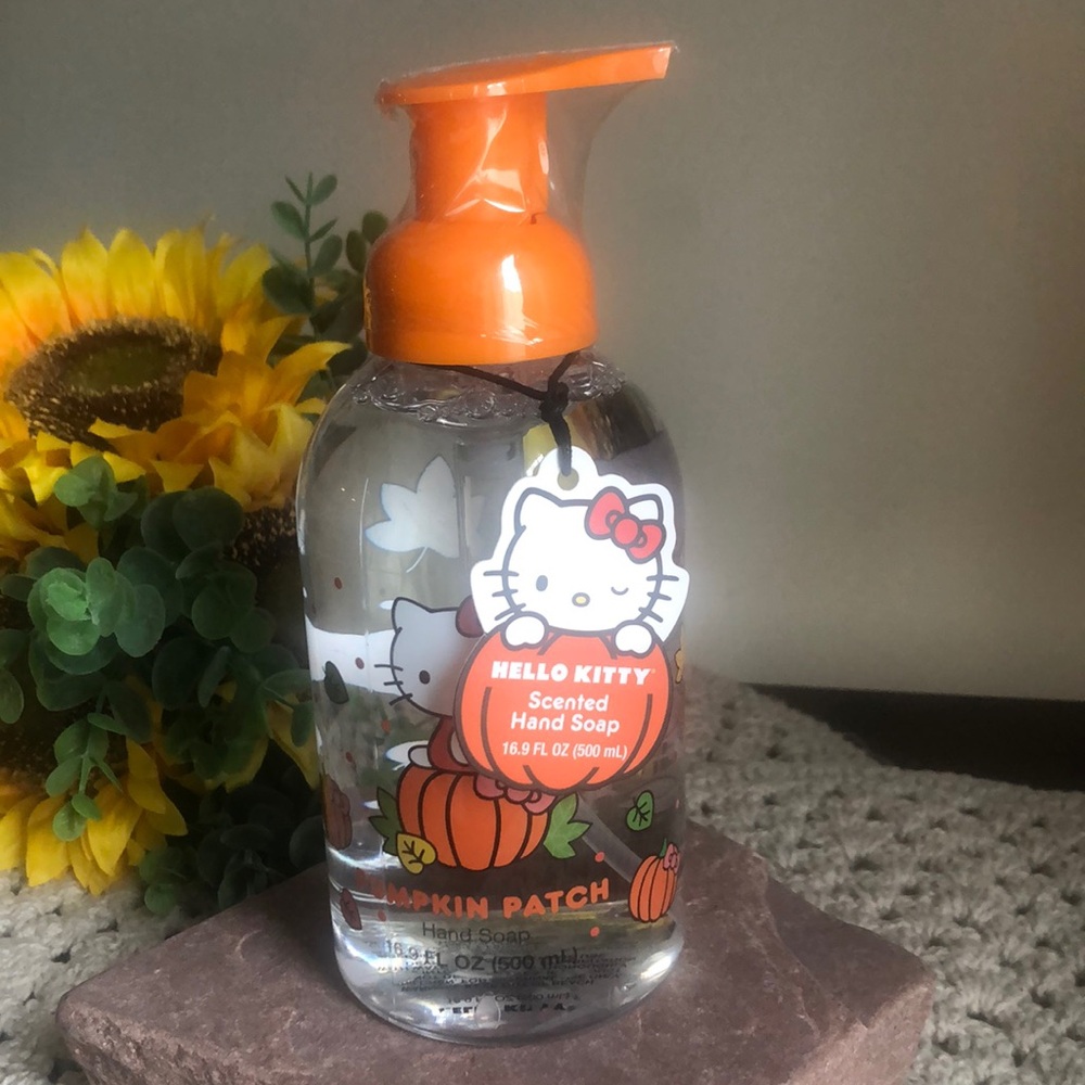 Hello Kitty Halloween PUMPKIN PATCH Hand Soap